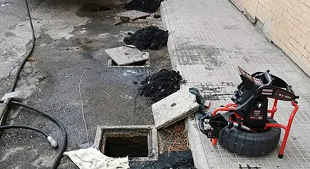 Disostruzione pozzi neri stradali